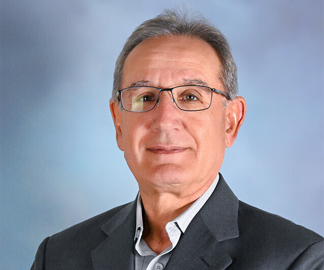 professional headshot of Fariborz Boor Boor